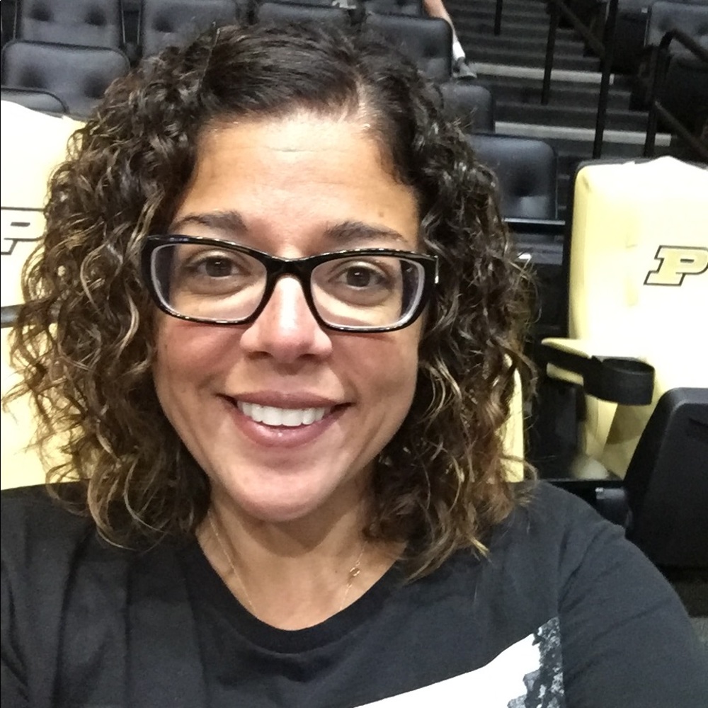 Meet your Posher, Lisa